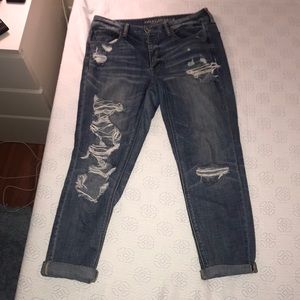 American Eagle size 8 distressed TOMGIRL jean
